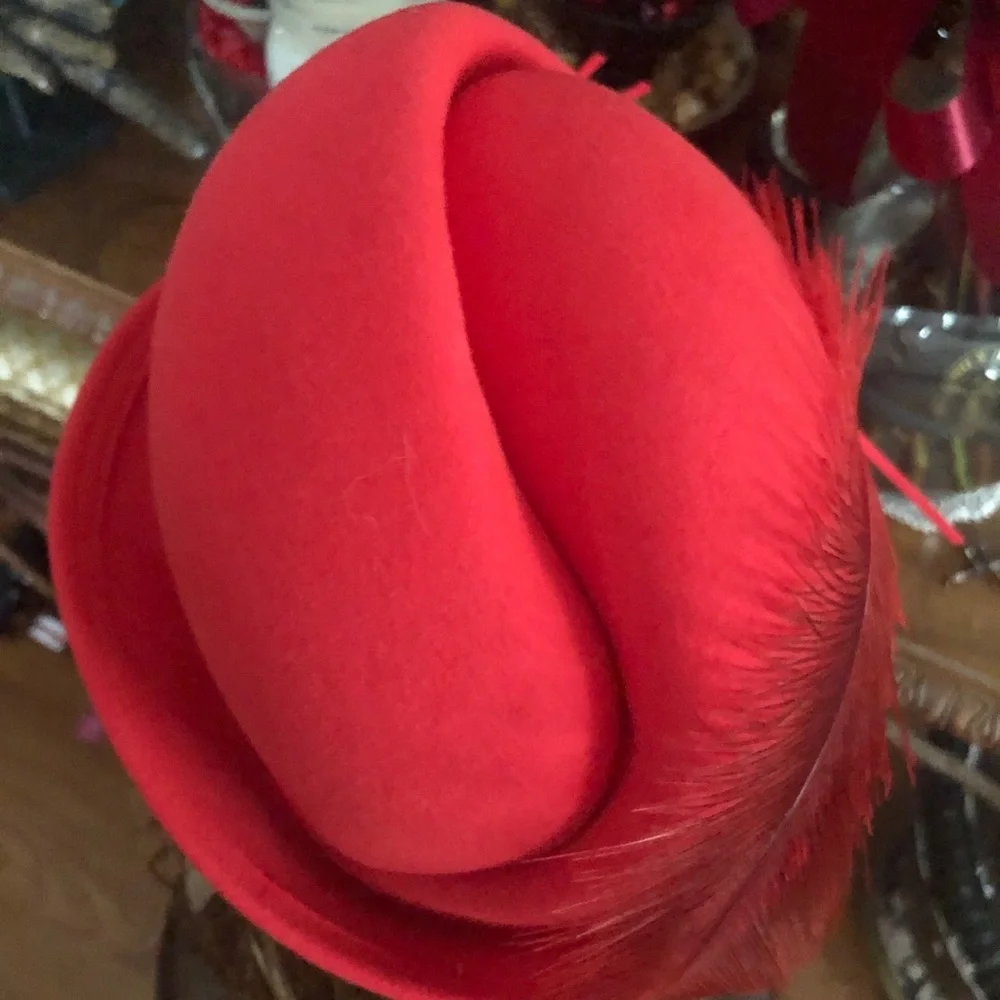 Vintage Red Wool Hat ~ MR. JOHN CLASSIC - Picture 12 of 14